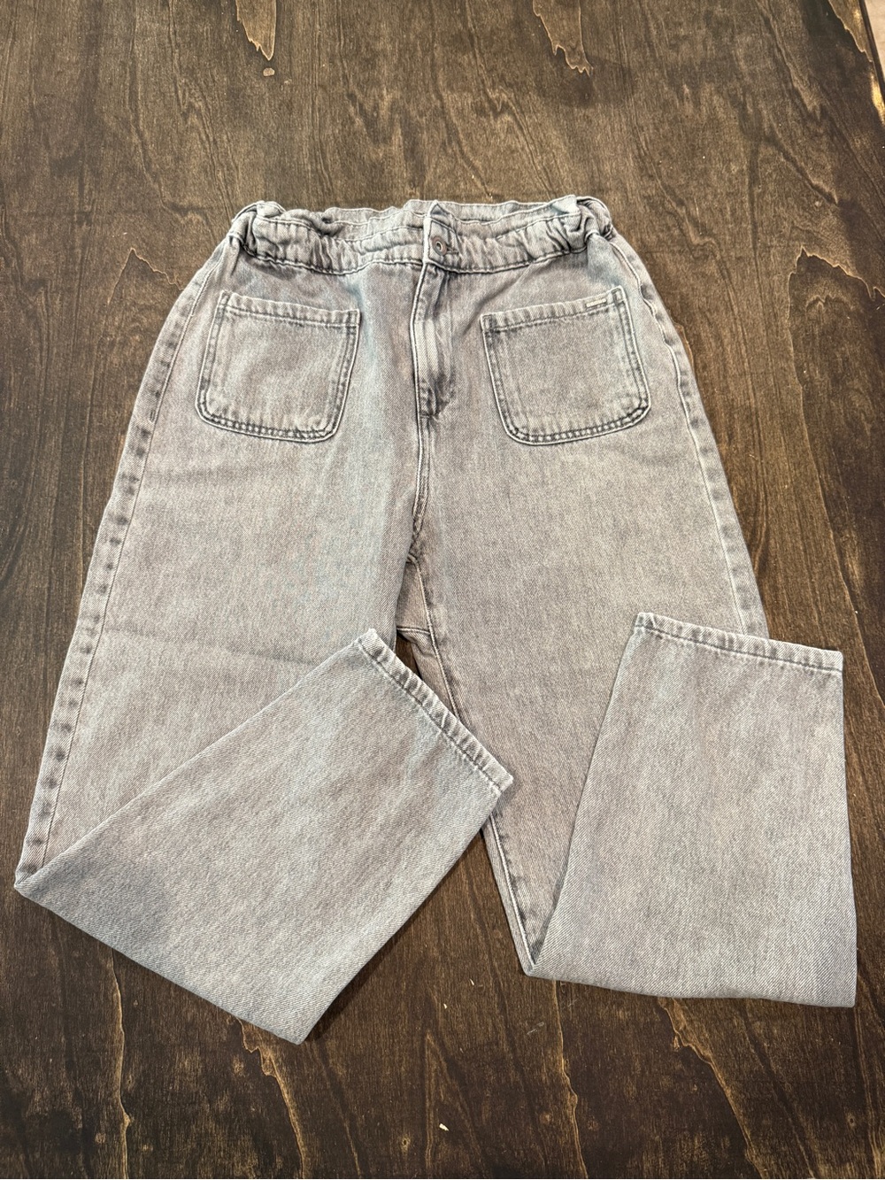 Zara Light Gray High-Waist Relaxed Denim Jeans
